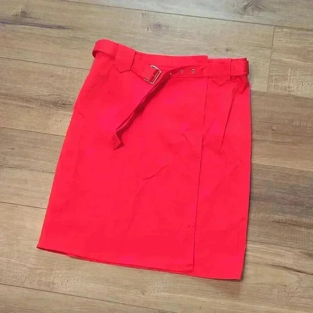 Grace Dane Lewis office casual red skirt